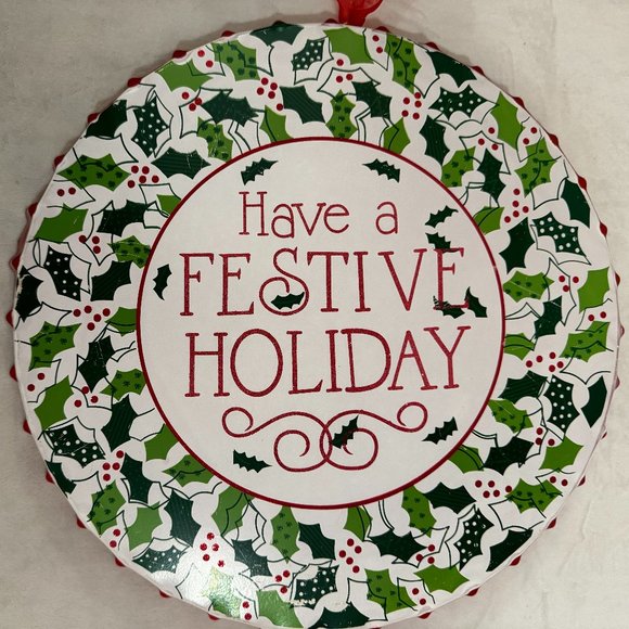 NWT Metal Bottle Cap Wall Sign - Have a Festive Holiday. - Picture 3 of 4